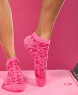 Move Active Classic Low Rise Grip Socks - Pink NBCF